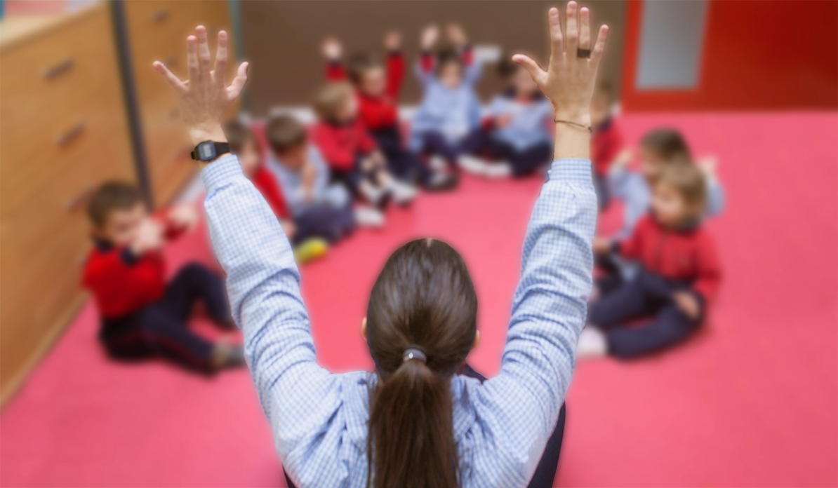 educator in bilingual nursery school total physical response method