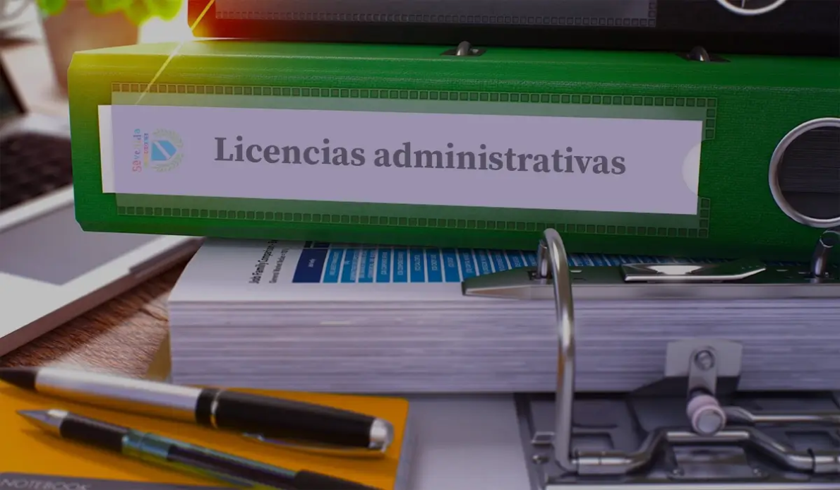 des classeurs contenant les documents officiels de l'école maternelle